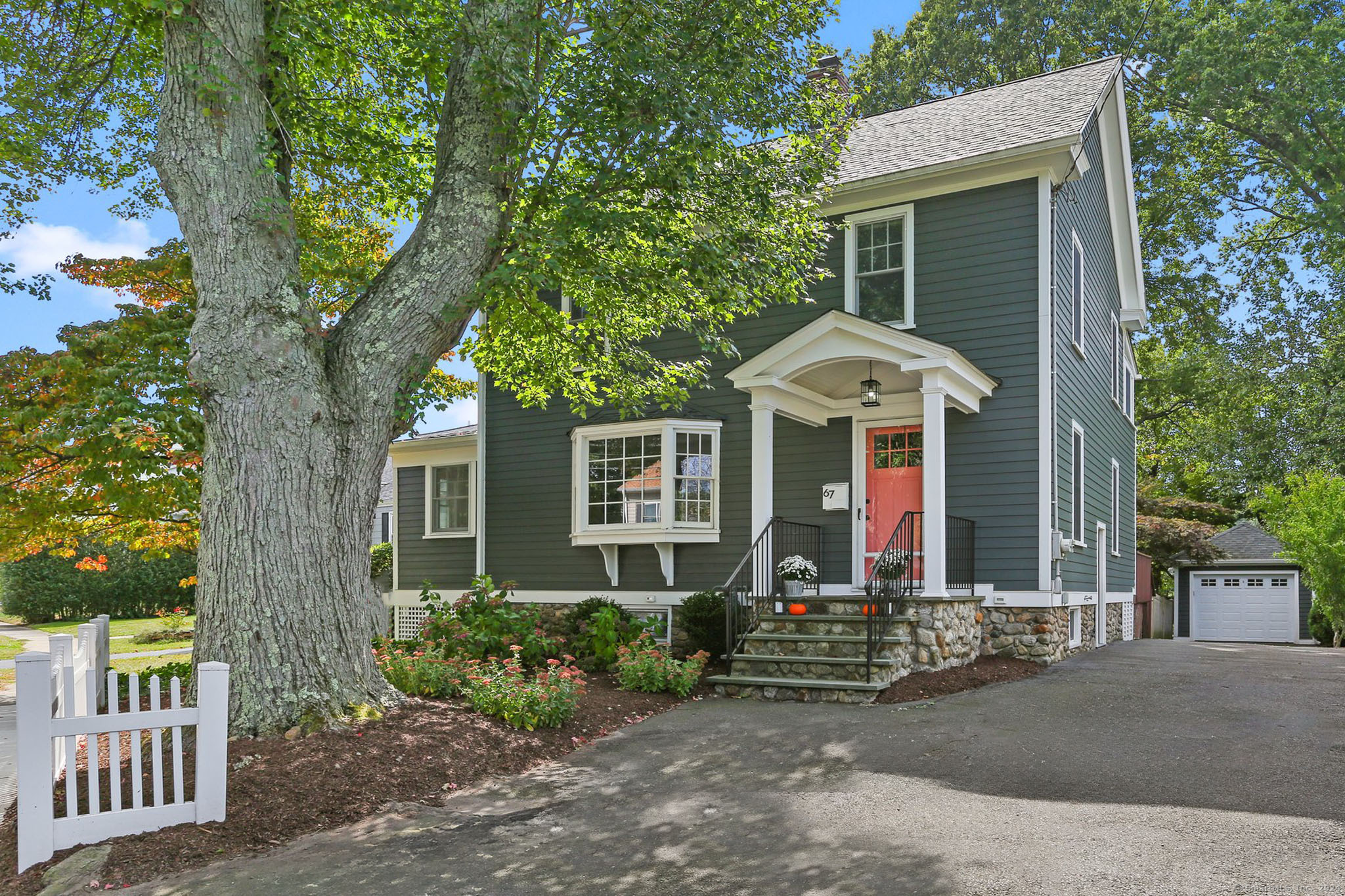 Euclid Ave, Fairfield, CT 06825