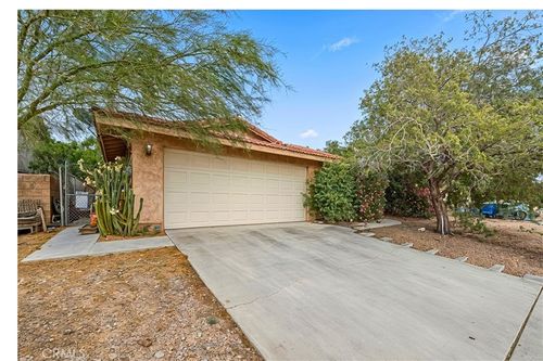 66766 Yucca Dr, Desert Hot Springs, CA, 92240-2634 | Card Image