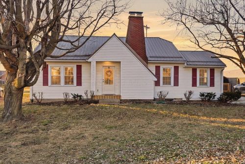 16481 Wooster Rd, Mount Vernon, OH, 43050-9757 | Card Image