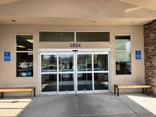 102-2924 Siskiyou Boulevard, Medford, OR, 97504 | Card Image