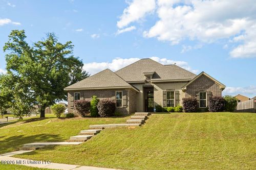25 Island Oak, Hattiesburg, MS, 39402-6630 | Card Image