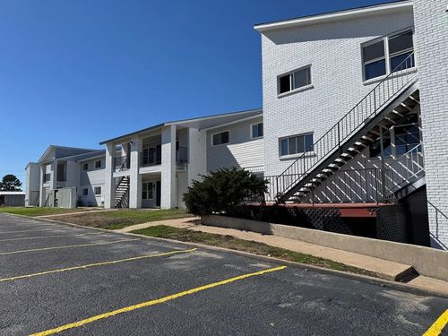 apt-37-345 Fm 86, Luling, TX, 78648-1538 | Card Image