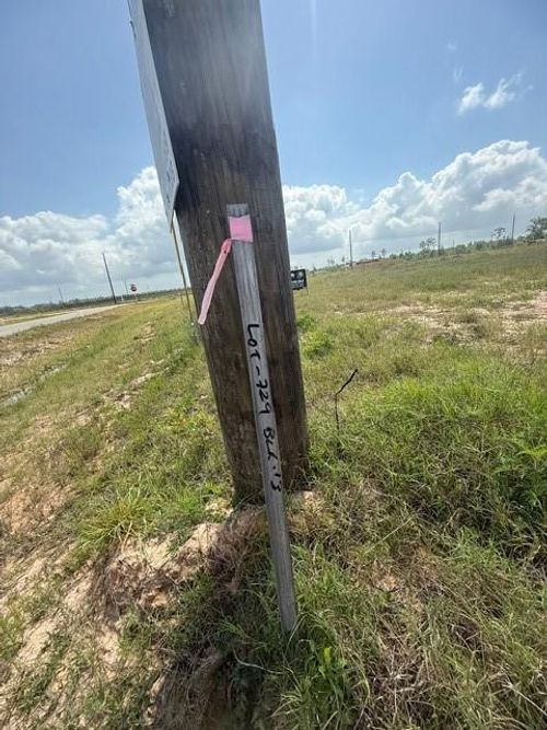 1402 Road591506, Cleveland, TX, 77327 | Card Image