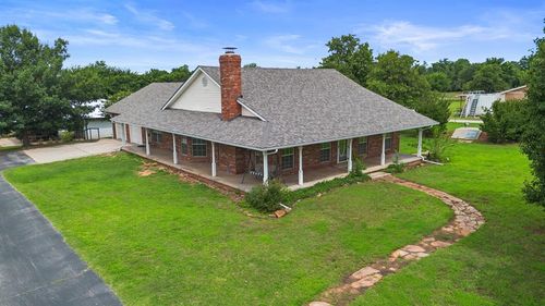 s-813 N Council Rd, Newcastle, OK, 73065 | Card Image