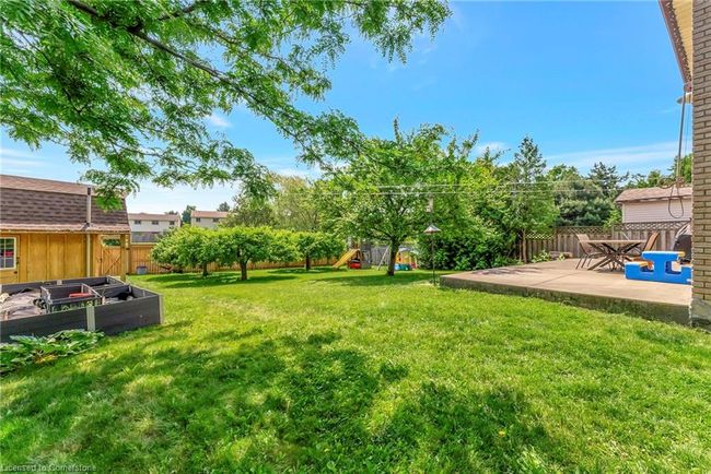 182 Solomon Cres, House other with 4 bedrooms, 3 bathrooms and 5 parking in Hamilton ON | Image 39