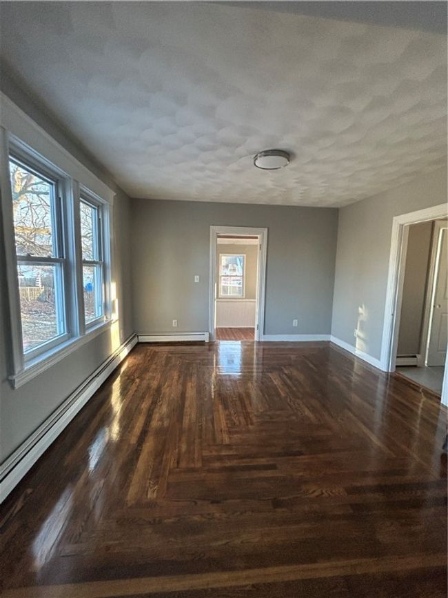 29 Hoppin Ave, House other with 3 bedrooms, 2 bathrooms and 6 parking in Riverside RI | Image 5