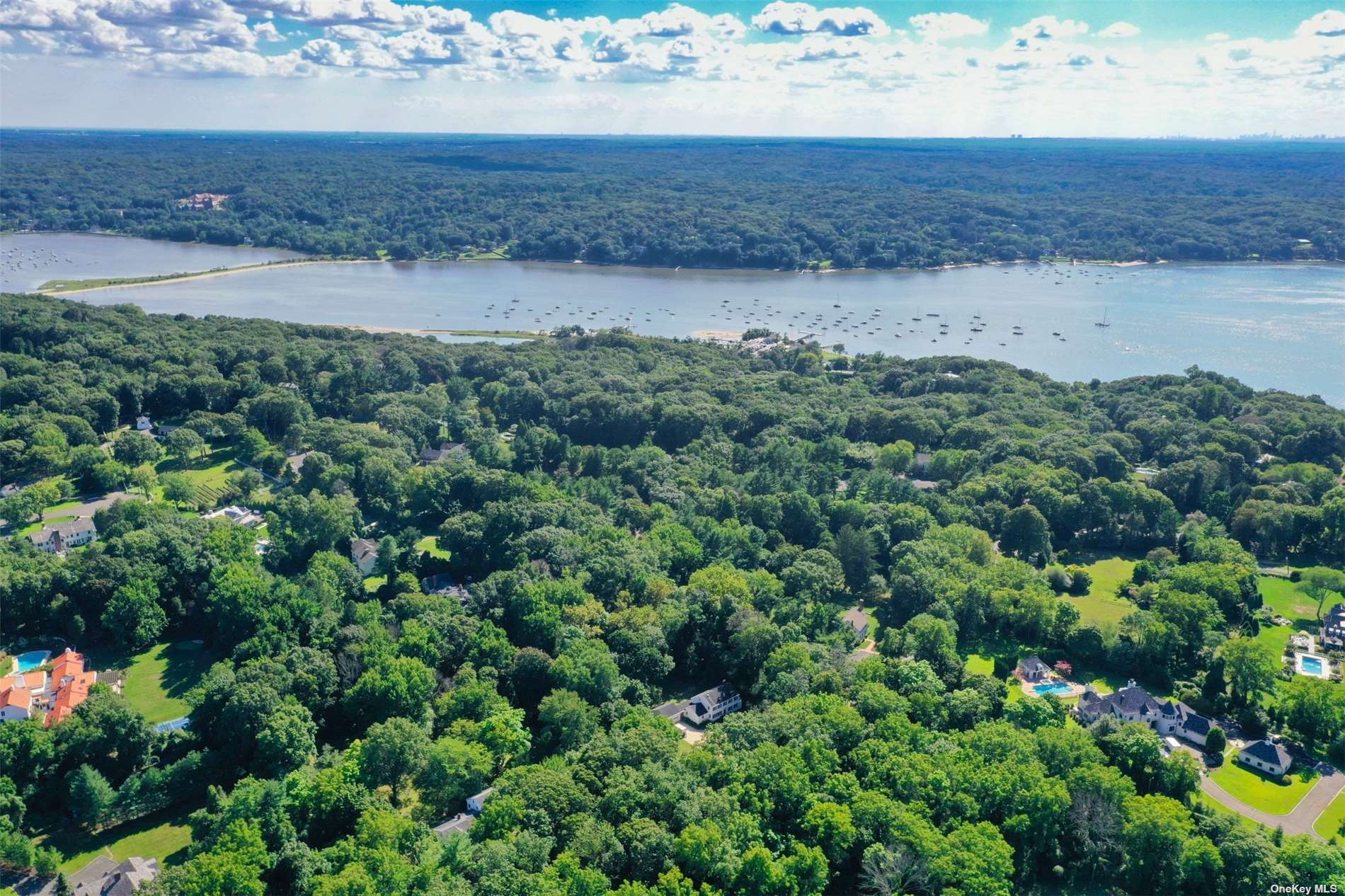 White Hill Rd, Cold Spring Harbor, NY 11724