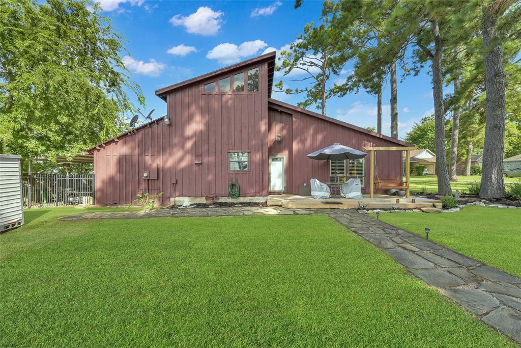 Twin Circles Dr, Montgomery, TX 77356