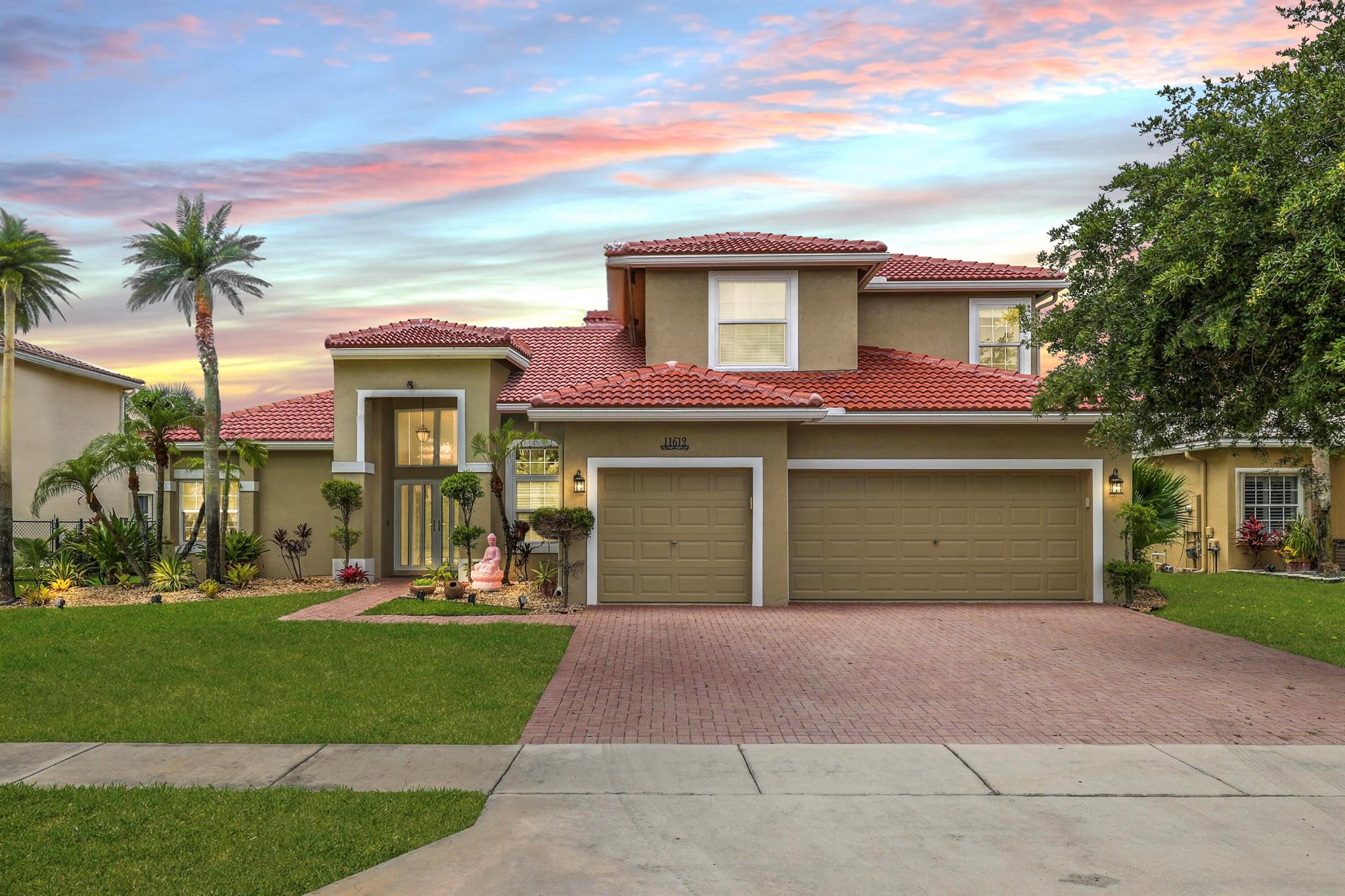 Waterbend Ct, Wellington, FL 33414
