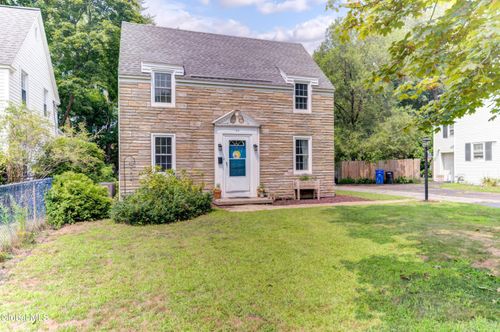 36 Victor St, Albany, NY, 12206-1020 | Card Image
