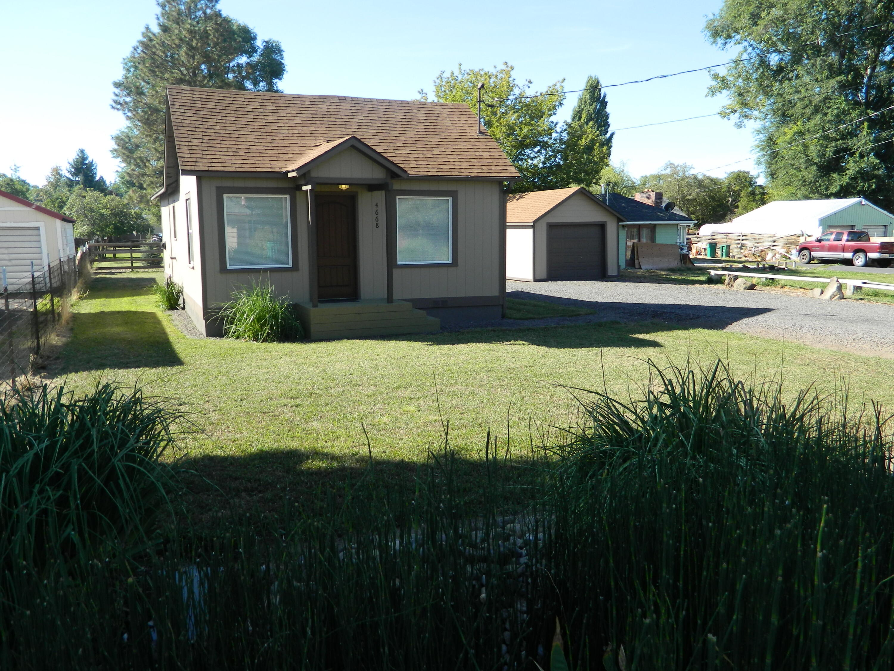 Denver Ave, Klamath Falls, OR 97603