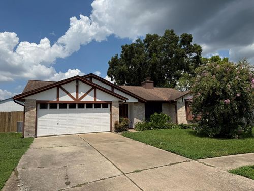 515 Tresvant Dr, Webster, TX, 77598-2017 | Card Image