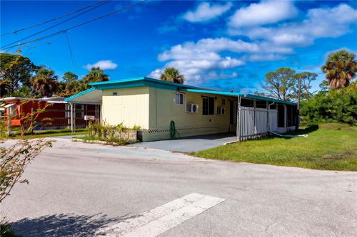 5044 Southtowne Loop, New Port Richey, FL, 34652-2131 | Card Image