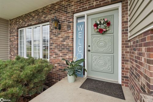 611 S Adams St, Mount Pleasant, IA, 52641-2538 | Card Image