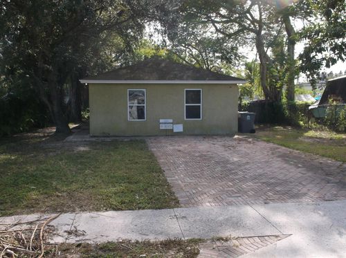 2648 Saginaw Ave, West Palm Beach, FL, 33409-4926 | Card Image