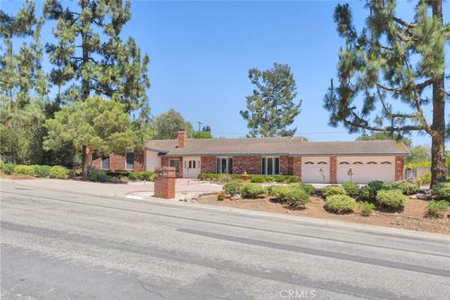 9142 El Rito Dr, Villa Park, CA, 92861-2207 | Card Image