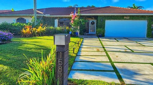 0-15820 Sedgewyck Cir N, Davie, FL, 33331-3443 | Card Image