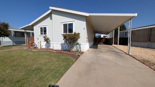 spc-83-1218 E Cleveland Ave, Madera, CA, 93638-2256 | Card Image