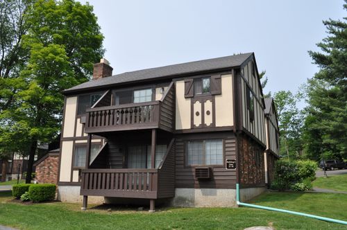 12-12 Derby Ct, Brookfield, CT, 06804-2729 | Card Image