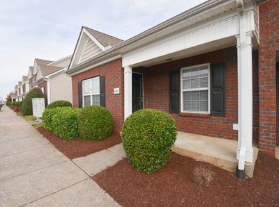 4042 George Buchanan Dr, Townhouse with 3 bedrooms, 2 bathrooms and 2 parking in La Vergne TN | Image 2