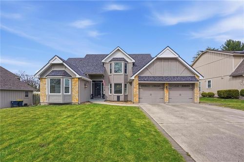 5118 N Monroe Ave, Kansas City, MO, 64119-3596 | Card Image