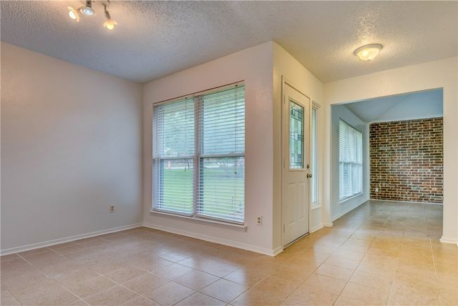 1702 Elizabeth Dr, House other with 3 bedrooms, 2 bathrooms and null parking in Carrollton TX | Image 5