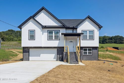434 Mcguire Rd, Jefferson City, TN, 37760-3452 | Card Image