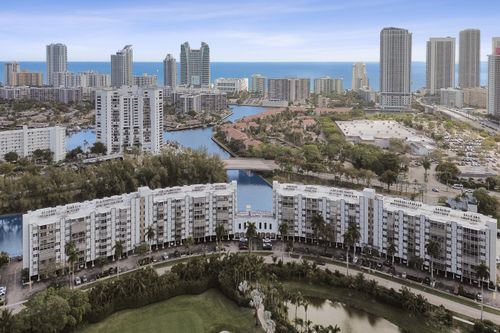 326-200 Diplomat Pkwy, Hallandale Beach, FL, 33009-3700 | Card Image