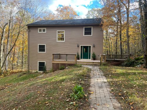 38 W Mountain Ln, Roxbury, CT, 06783-1222 | Card Image