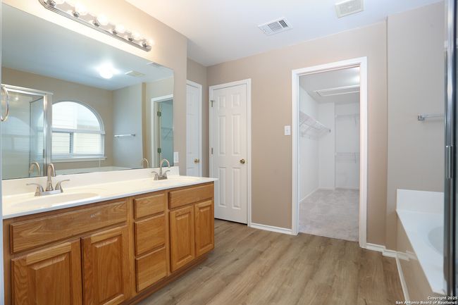 14514 Redwood Vly, House other with 4 bedrooms, 3 bathrooms and null parking in Helotes TX | Image 19