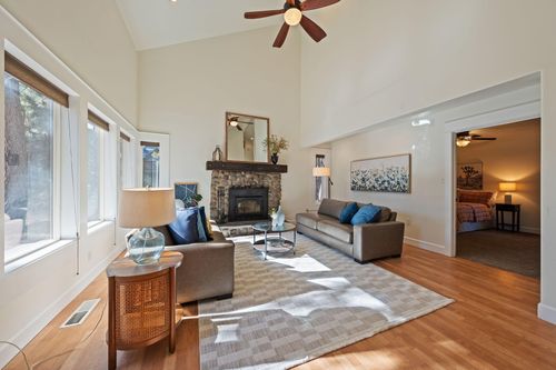 69362 Lariat, Sisters, OR, 97759-9547 | Card Image