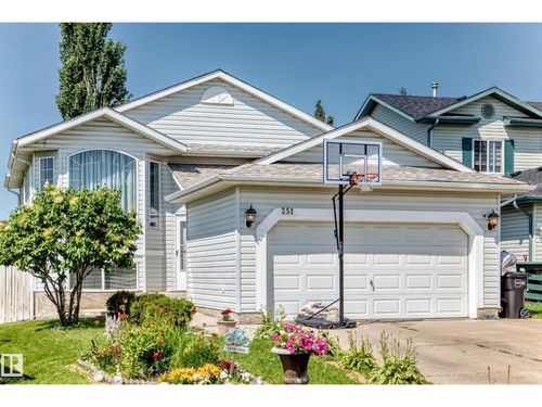 251 Dunvegan Rd Nw, Edmonton, AB, T5L5E5 | Card Image