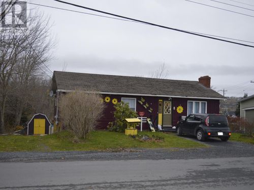 4 White'S Rd, Carbonear, NL, A1Y1A4 | Card Image