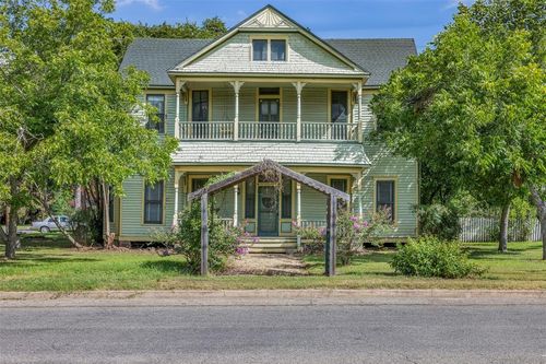 311 E Colorado St, La Grange, TX, 78945-2245 | Card Image