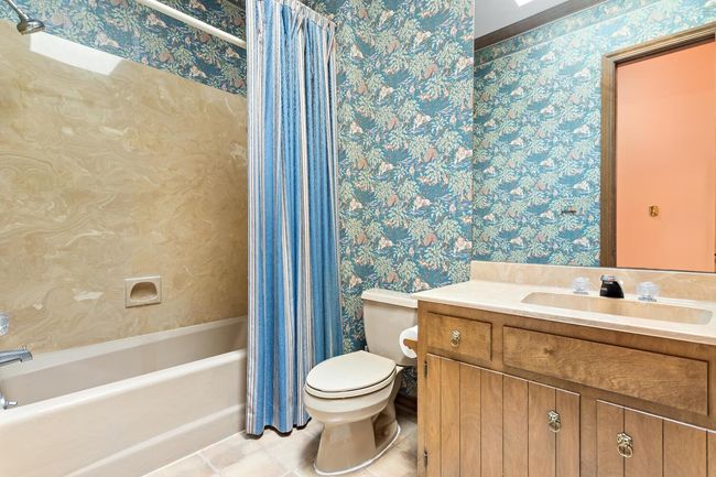27 Bellchase Gardens Dr, House other with 2 bedrooms, 3 bathrooms and null parking in Beaumont TX | Image 23