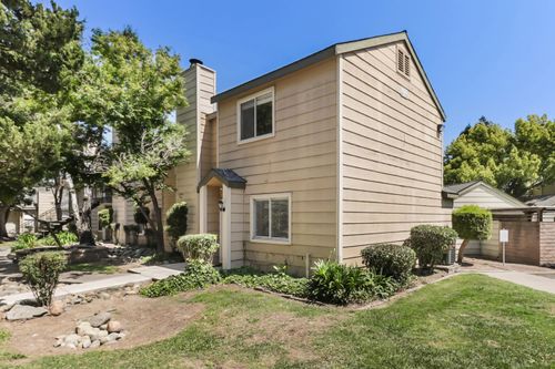 18-8208 Center Pkwy, Sacramento, CA, 95823-5390 | Card Image