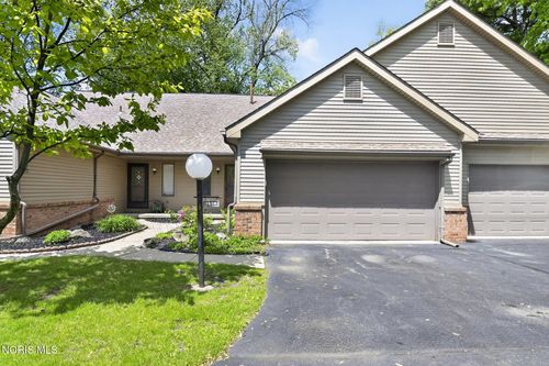 3134 Evergreen Rd, Toledo, OH, 43606-1200 | Card Image