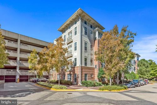apt-347-2765 Centerboro Dr, VIENNA, VA, 22181-6193 | Card Image