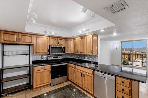 apt-1001-3930 University Center Dr, Las Vegas, NV, 89119-7271 | Card Image