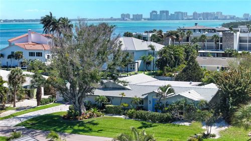 536 Ketch Ln, LONGBOAT KEY, FL, 34228-3720 | Card Image