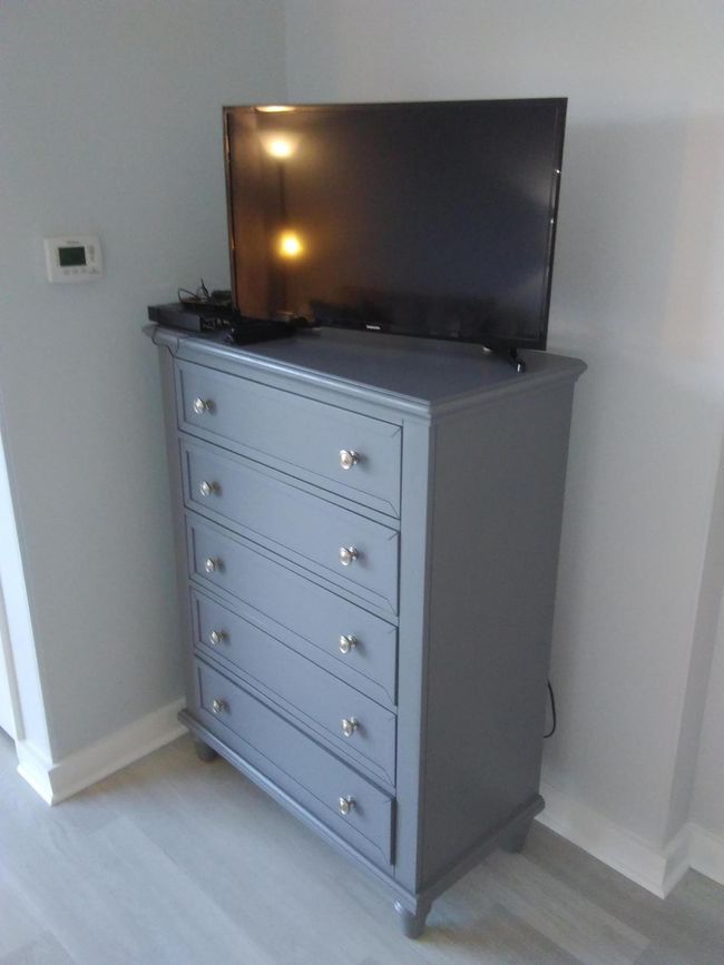 New Dresser - Smart TV | Image 9