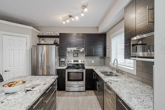 260 Chaparral Ridge Cir Se, House other with 4 bedrooms, 4 bathrooms and 2 parking in Calgary AB | Image 16