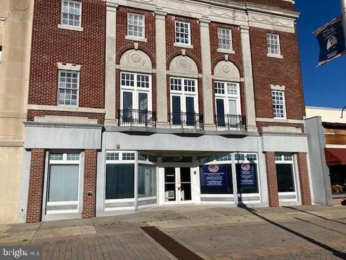 616 E Landis Ave, Vineland, NJ, 08360-8033 | Card Image