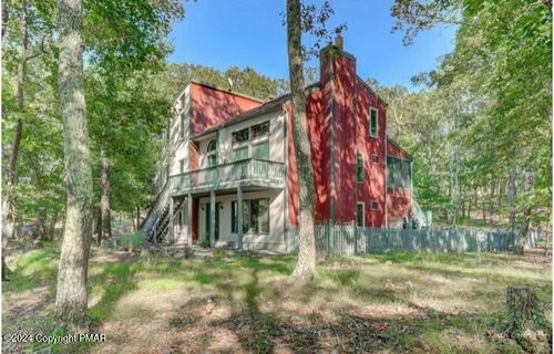 126 Summerton Cir, East Stroudsburg, PA, 18301-7065 | Card Image