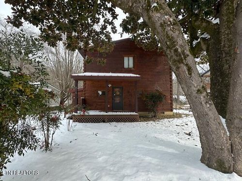 8513 State Highway 73, Townsend, TN, 37882-4310 | Card Image