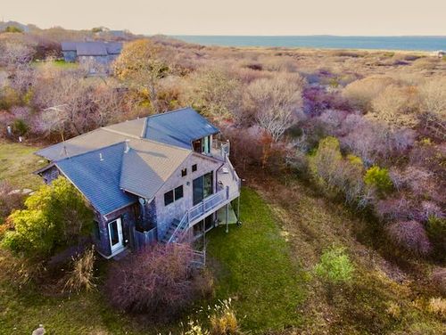 382 Lighthouse Road, Aquinnah, MA, 02535 | Card Image