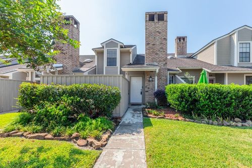 1070 Sunmeadow Dr, Beaumont, TX, 77706-3967 | Card Image