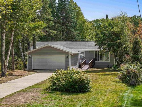 101 Starwood Ct, Prudenville, MI, 48651-9596 | Card Image