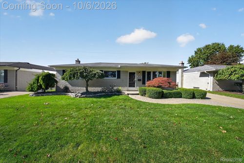 29719 Flanders Ave, Warren, MI, 48088-3775 | Card Image