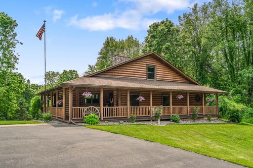 16698 E Cd Ave, Augusta, MI, 49012-9326 | Card Image